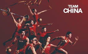 揭秘“高科技作弊”：摄像头耳塞、隐形药水在非法牌局中的应用。（地下牌局的高科技作弊内幕：摄像耳塞与隐形药水）