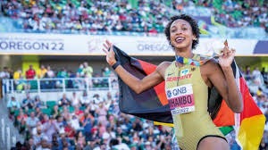 [NBA]阿门反击送助攻 贾巴里·史密斯双手暴扣