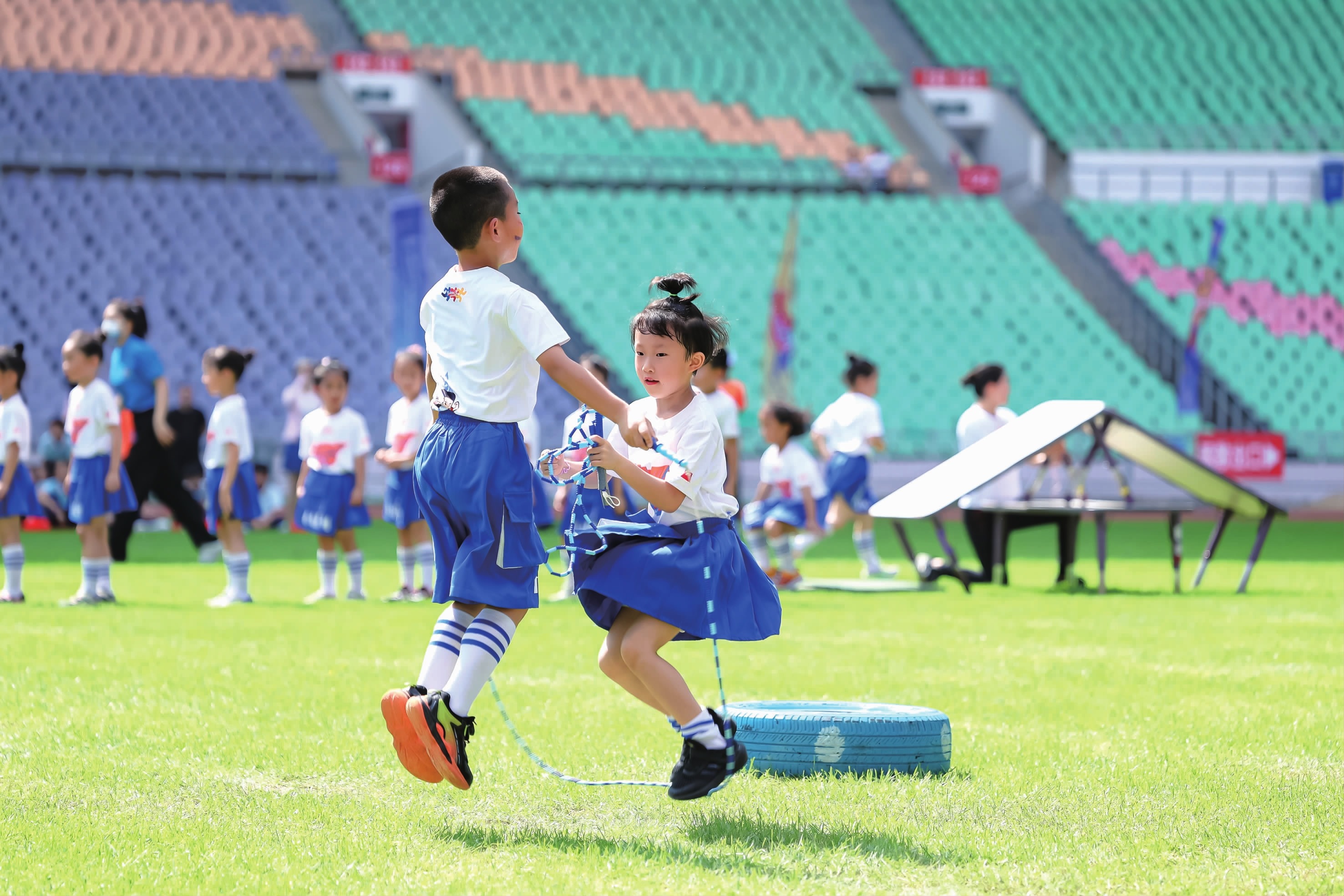 意媒：米兰有意乔纳森-戴维，但尤文不愿意在冬窗出售